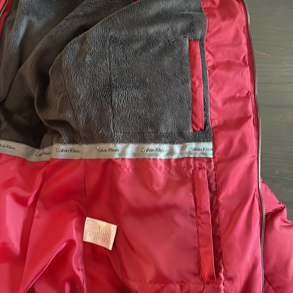 Calvin Klein Ladies Petite Red Puffer Coat - Picture 5 of 8